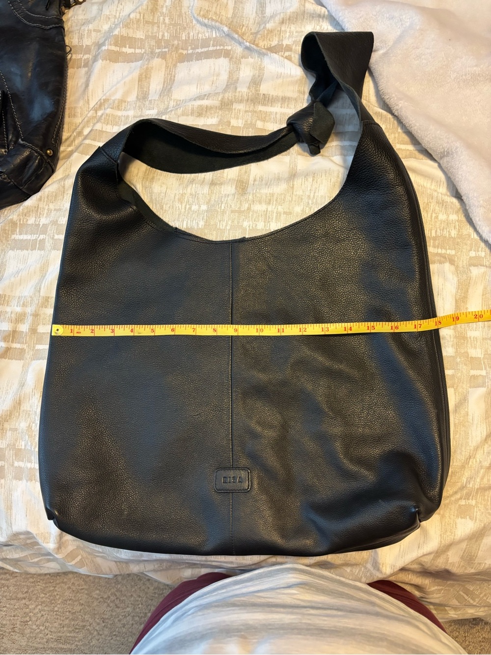 Risa Classic knot Black Leather Hobo Shoulder Bag - Picture 7 of 9
